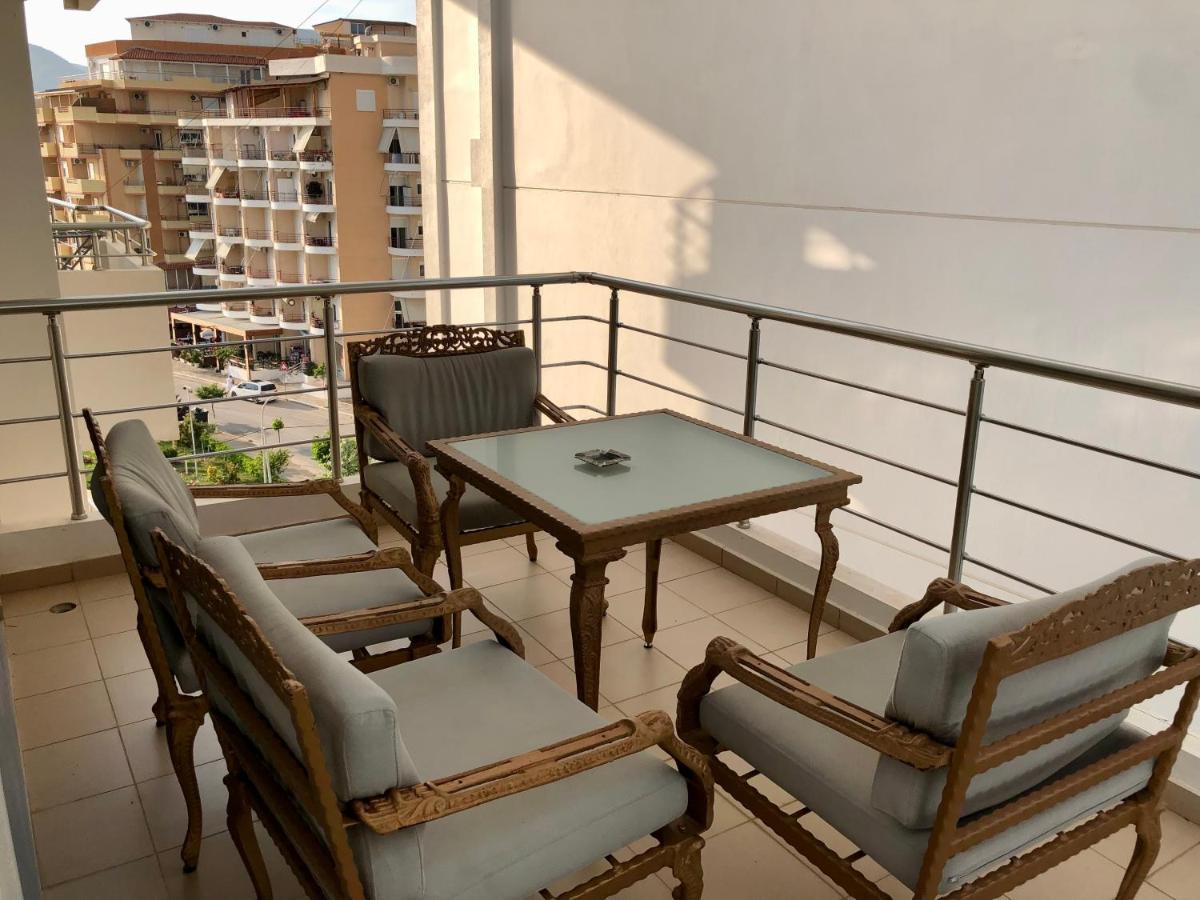 Lorenso Guest House Sarandë Exterior foto